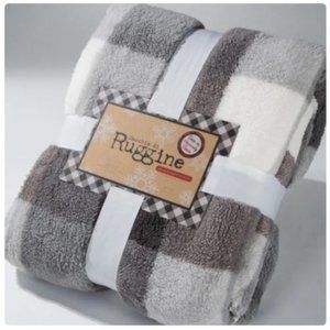 NWT Plush Plaid Sherpa Throw Blanket Color Grey